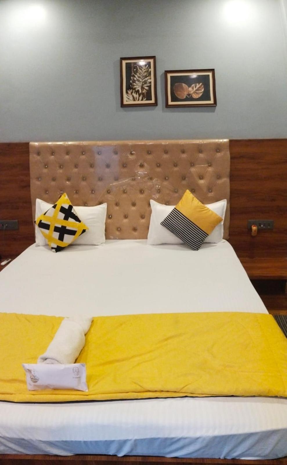 The Promise Hotel And Resort Tajpur Habitación foto