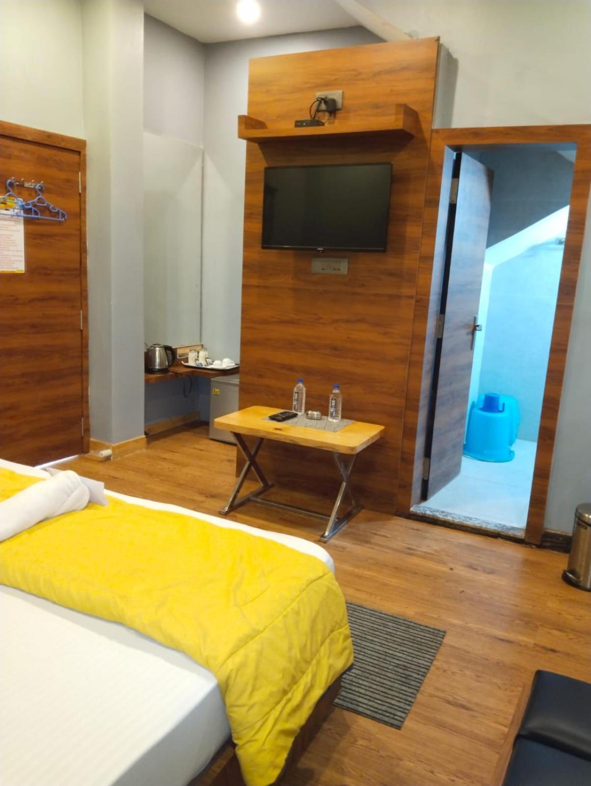 The Promise Hotel And Resort Tajpur Habitación foto